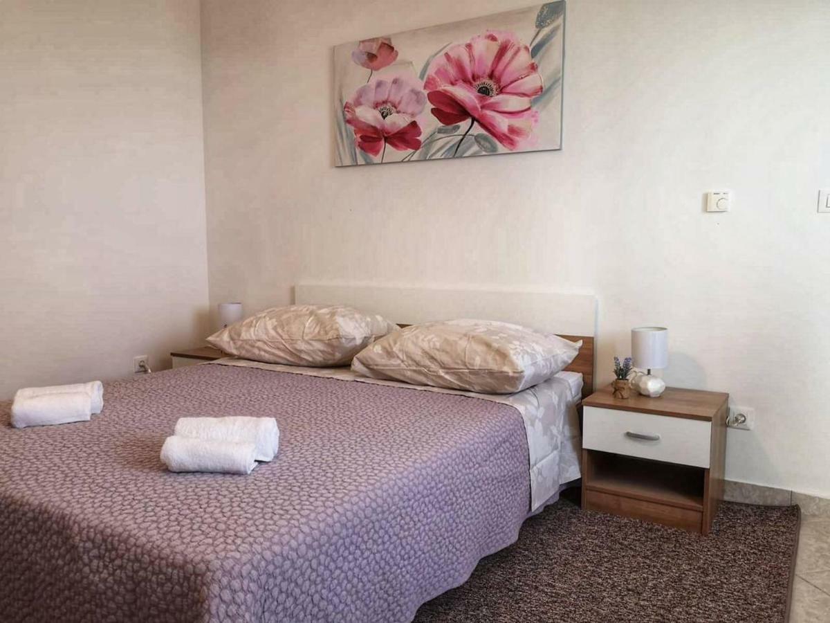 Apartman Anamaria Klis Exterior photo